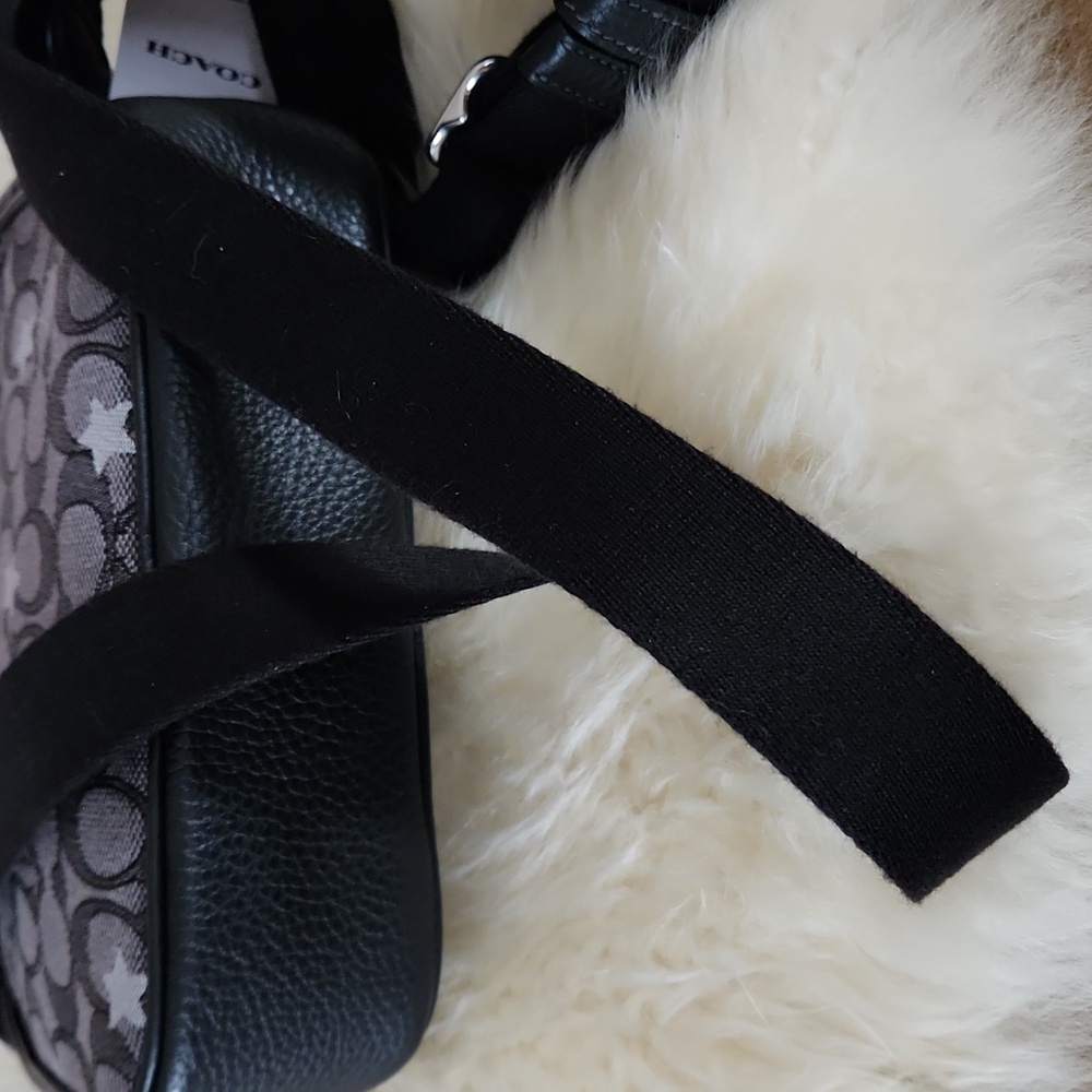 Gorgeous NWT Coach Star Emblem Jacquard Signature Mini Jamie Crossbody 🖤⭐️🎁 - Picture 7 of 16